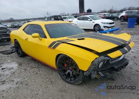 2010 Dodge Challenger Srt-8 z USA, uszkodzony, nr VIN 2B3CJ7DW3AH157053